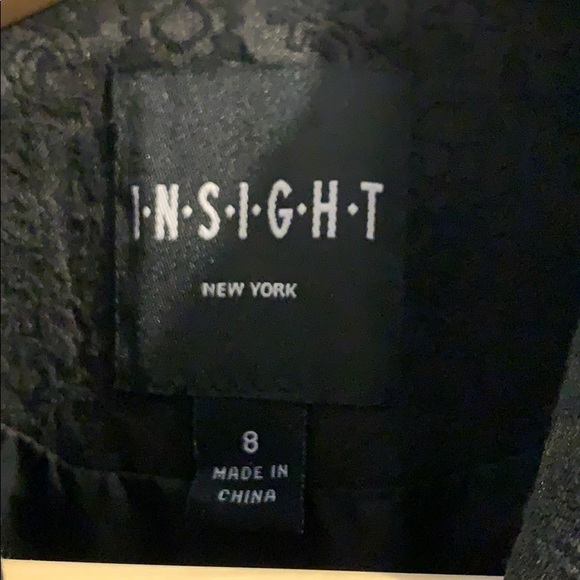 Insight New York blazer size 8. Black brocade - Picture 2 of 9